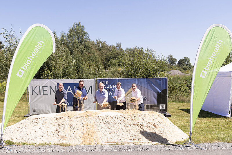 Biohealth feiert Spatenstich in Münchberg anlässlich des neuen Zentrallager