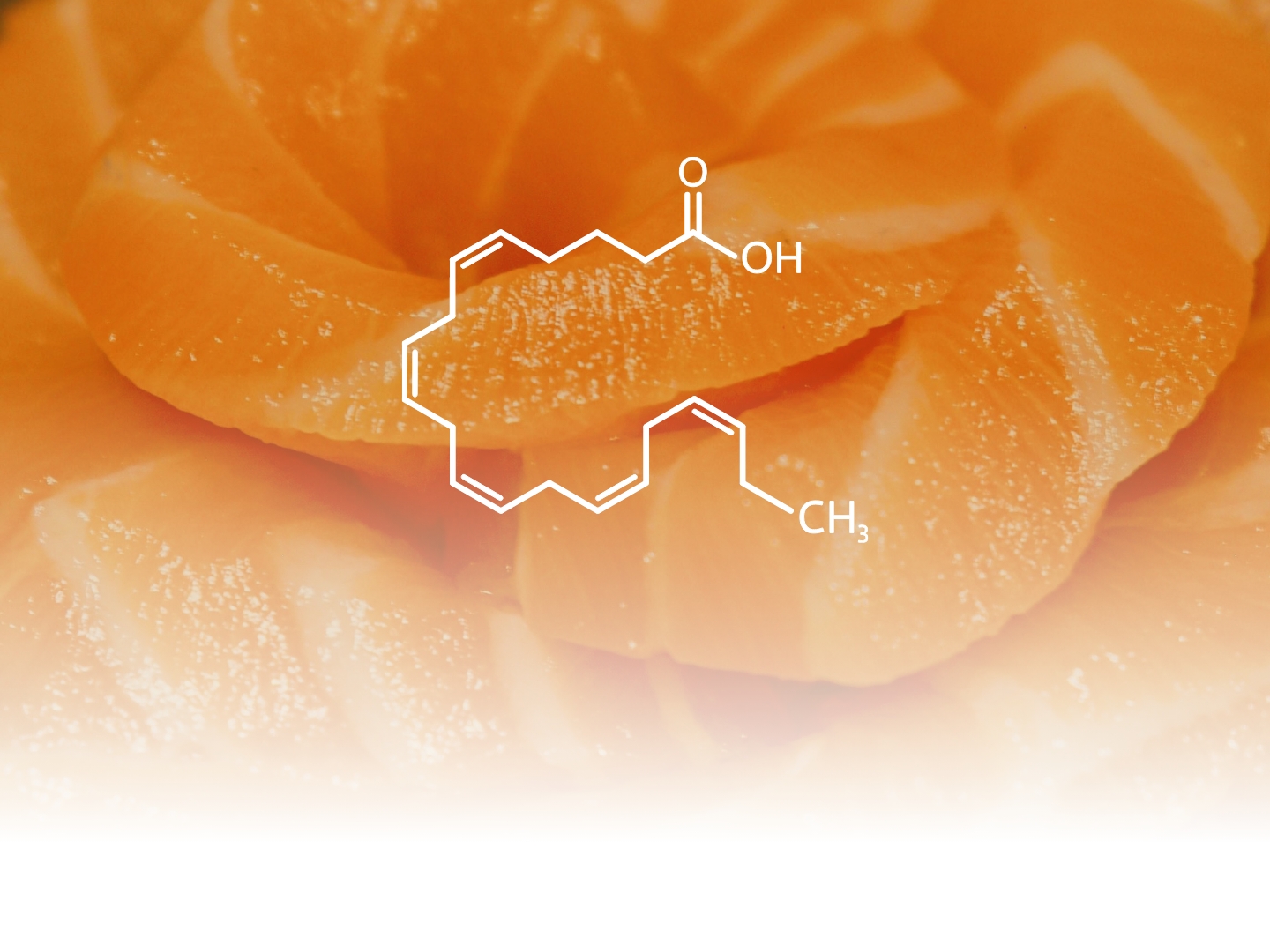 Abgesoftete Nahaufnahme von Lachsfilet, darauf die Strukturformel von Omega3