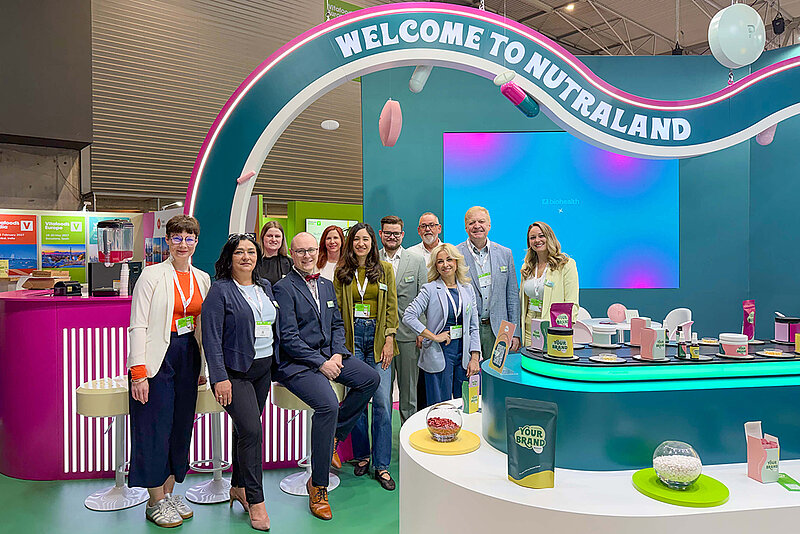 Messeteam auf der Vitafoods 2026 in Barcelona